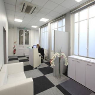 Bureau privé 14 m² 2 postes Coworking Cours du 30 Juillet Bordeaux 33000 - photo 3